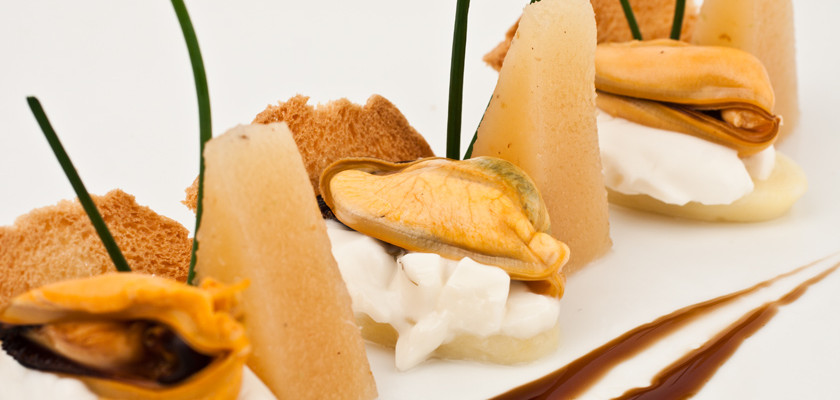 Mejillones con crema membrillo light y alioli - Membrillo San Lorenzo